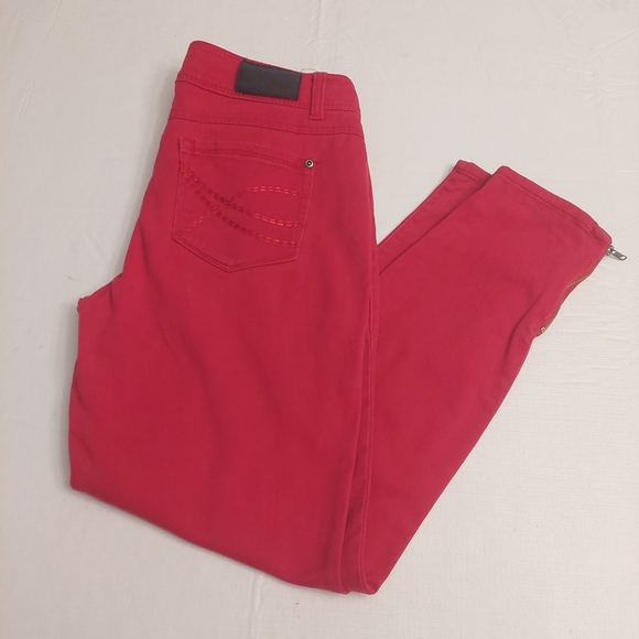 BACCINI Bright Red Denim Cropped Ankle Zip Mid Rise Jeans Bold Size 6 30x26 - Picture 14 of 14